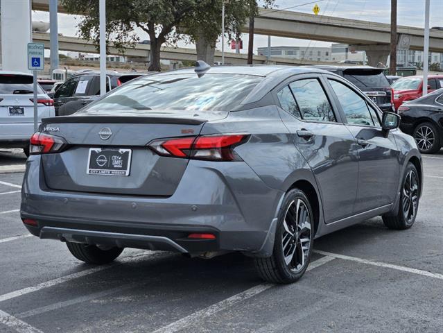 2023 Nissan Versa SR 5