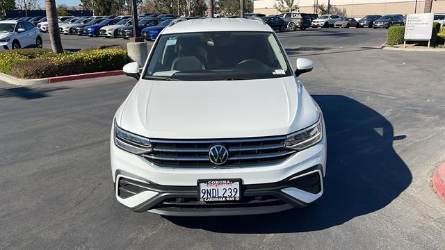 2024 Volkswagen Tiguan SE 2