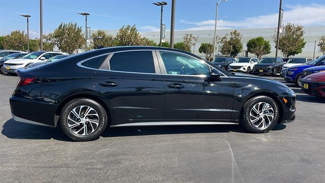 2022 Hyundai Sonata Hybrid Blue 6