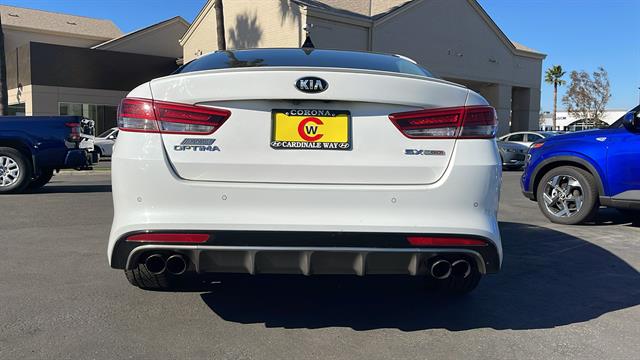 2016 Kia Optima SX Turbo 10