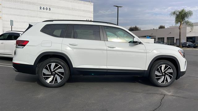 2025 Volkswagen Atlas SE 6