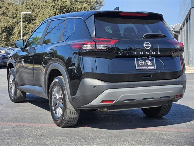 2023 Nissan Rogue S 3