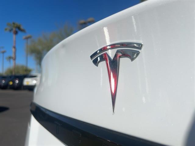 2021 Tesla Model S Long Range 12