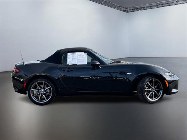 2016 Mazda MX-5 Miata Grand Touring 3