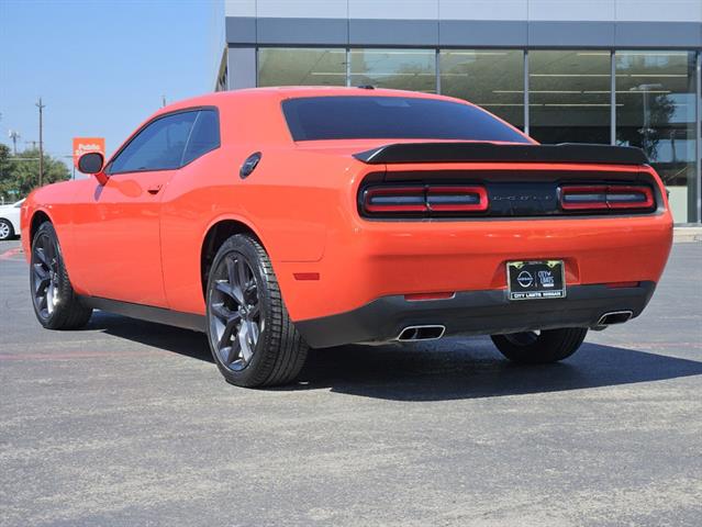 2023 Dodge Challenger SXT 3