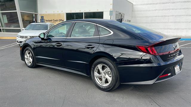 2022 Hyundai Sonata SE 11