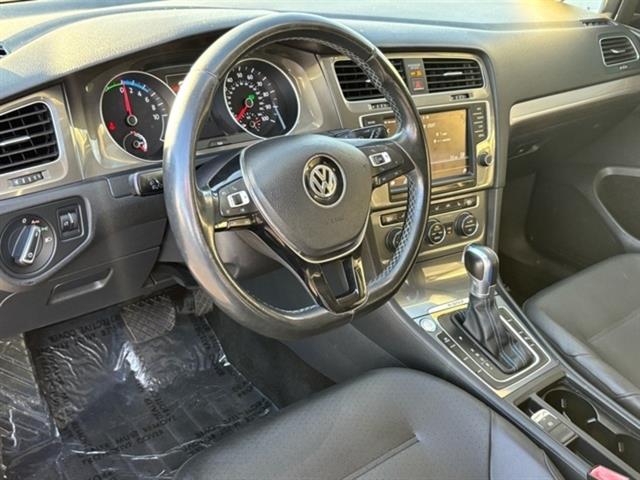 2016 Volkswagen e-Golf SEL Premium 20