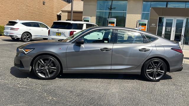 2023 Acura Integra 4dr Liftback CVT w/Technology and A-SPEC 12