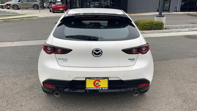 2024 Mazda Mazda3 Hatchback 2.5 Turbo Premium Plus 8