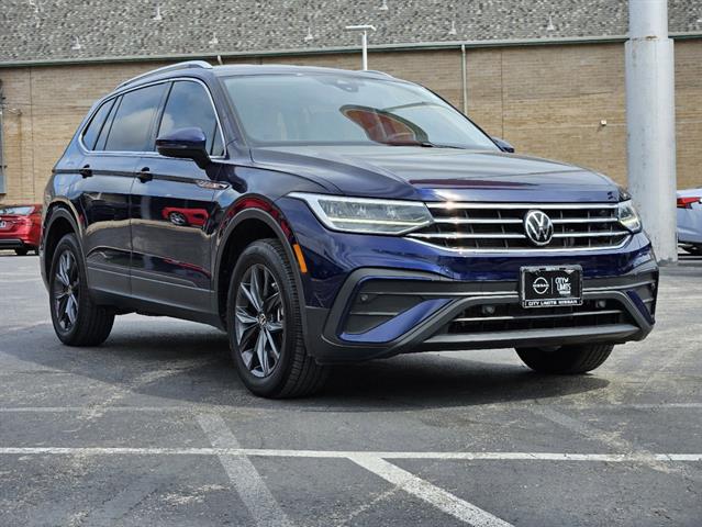 2023 Volkswagen Tiguan SE 2