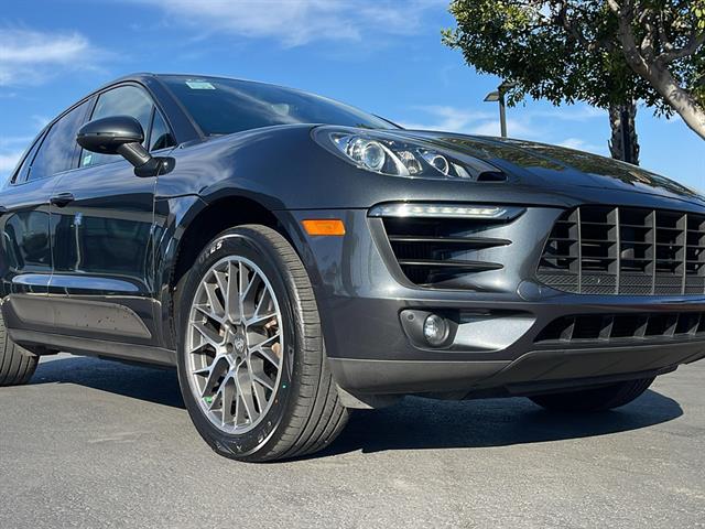 2018 Porsche Macan S 5