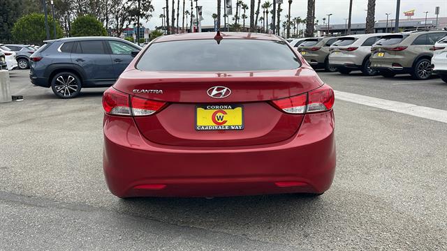 2013 Hyundai Elantra GLS 4dr Sedan 6A 9