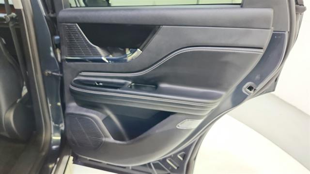 car-gallery-28