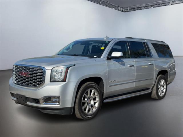 2020 GMC Yukon XL Denali 7