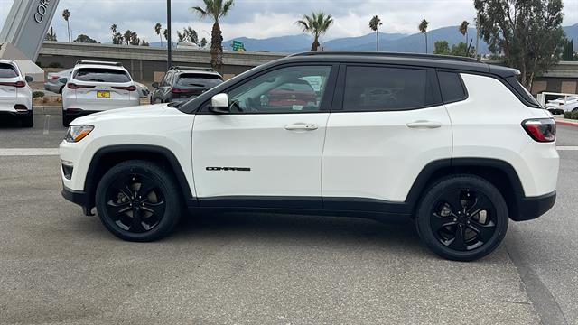 2021 Jeep Compass Altitude 12