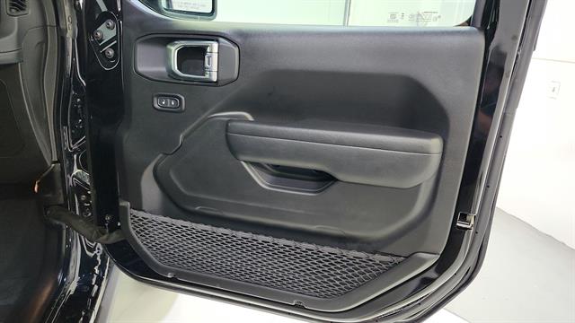 car-gallery-24