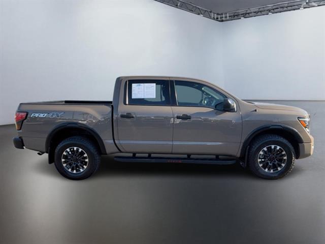 2021 Nissan Titan PRO-4X 3