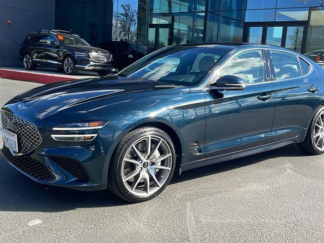 2025 Genesis G70 2.5T Standard 13