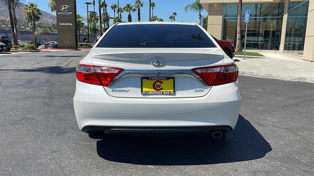 2017 Toyota Camry XSE 9