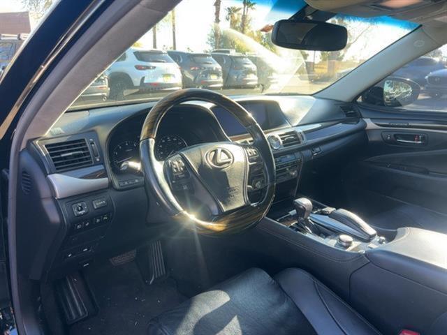 2015 Lexus LS 460 Base 14