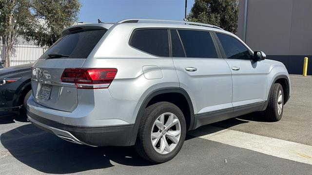 2018 Volkswagen Atlas V6 SE 4dr SUV 3