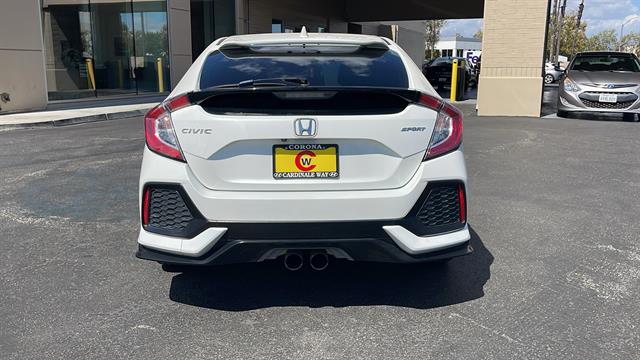 2018 Honda Civic Hatchback Sport 9