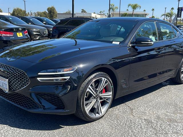 2024 Genesis G70 2.5T Standard 13