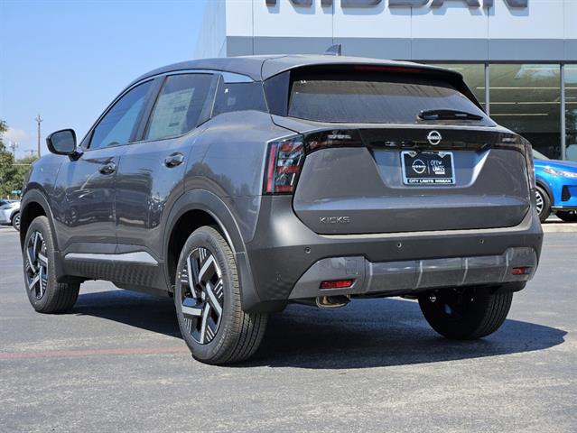 2025 Nissan Kicks SV 3