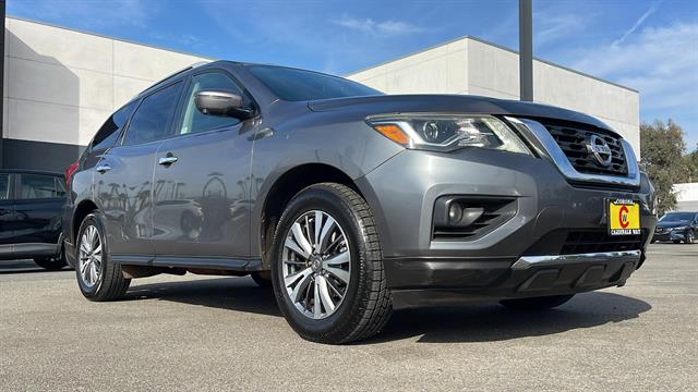 2020 Nissan Pathfinder SL 5