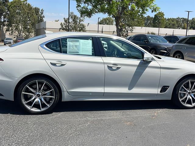 2024 Genesis G70 2.5T Standard 6