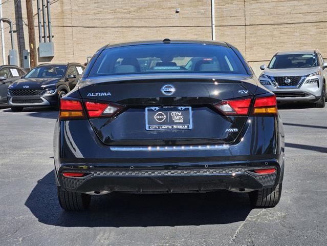 2021 Nissan Altima 2.5 SV 4