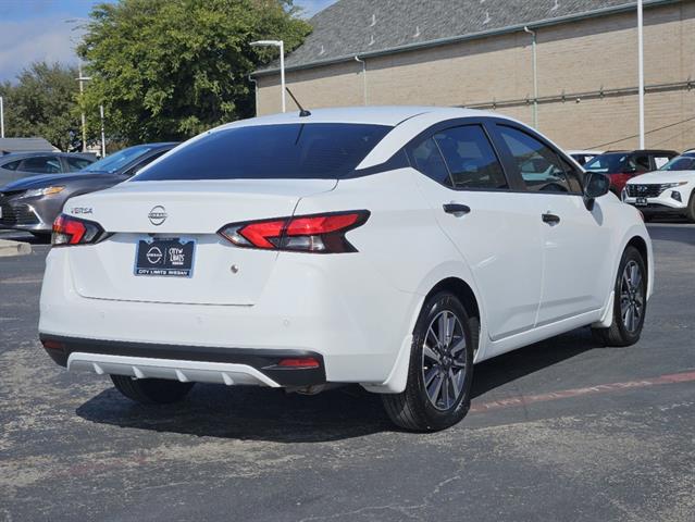 2024 Nissan Versa S 5