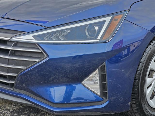 2019 Hyundai Elantra SE 6