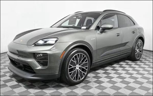 2025 Porsche Macan Electric RWD SUV