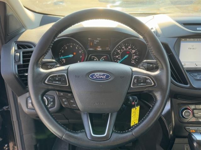 2017 Ford Escape SE 22