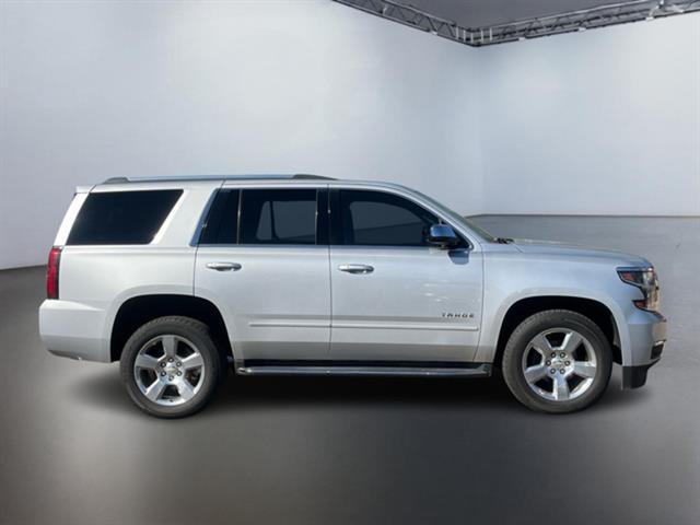 2019 Chevrolet Tahoe Premier 3