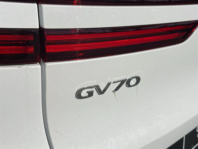 2025 Genesis GV70 2.5T AWD 29