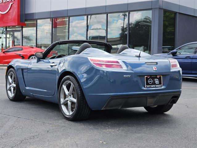 2008 Saturn Sky Base 3