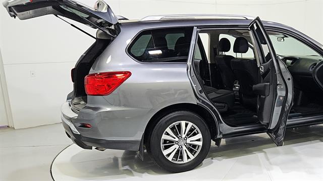 car-gallery-32