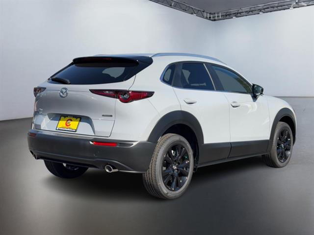 2025 Mazda CX-30 2.5 S Select Sport 4