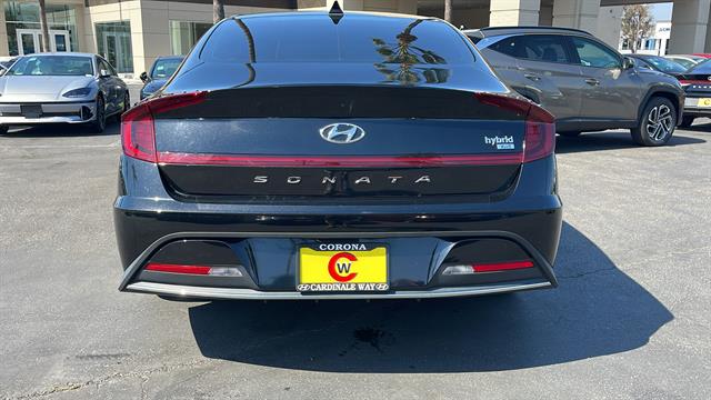 2022 Hyundai Sonata Hybrid Blue 9