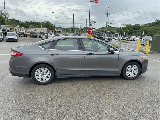 View vehicle photo 3