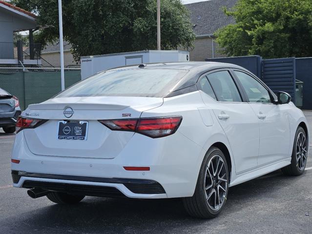 2024 Nissan Sentra SR 4