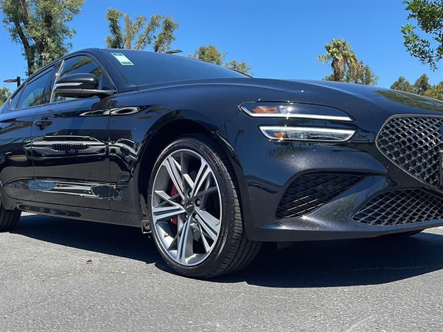 2024 Genesis G70 2.5T Standard 5