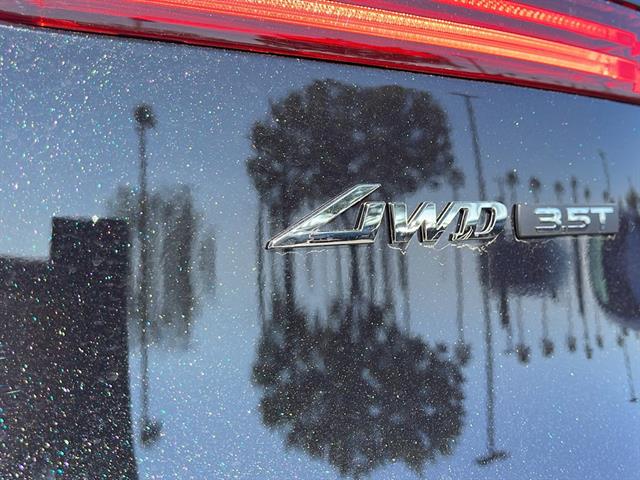 2025 Genesis GV70 3.5T AWD Sport 31