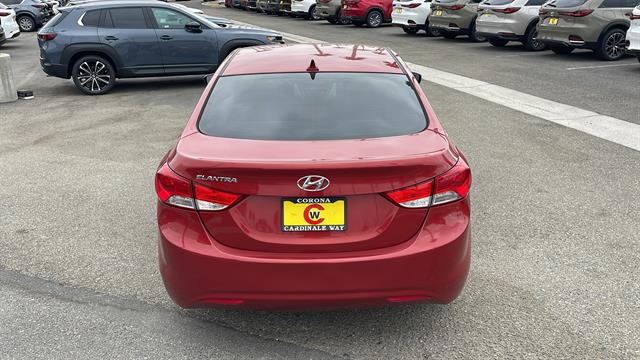 2013 Hyundai Elantra GLS 4dr Sedan 6A 8