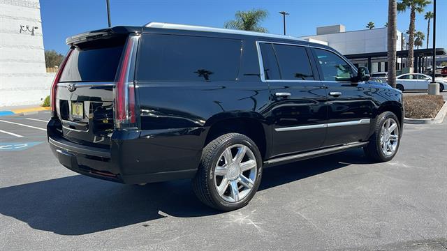 2018 Cadillac Escalade ESV Premium Luxury 7