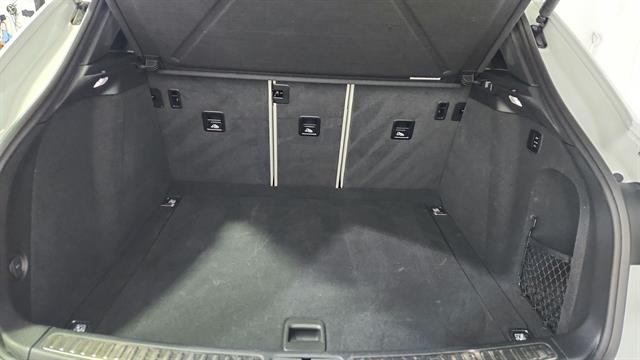 car-gallery-32