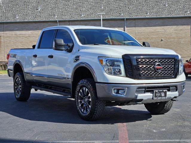 2017 Nissan Titan XD PRO-4X 2