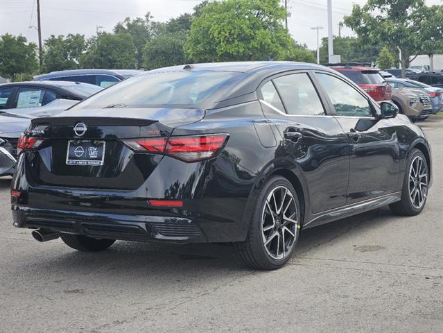 2024 Nissan Sentra SR 4